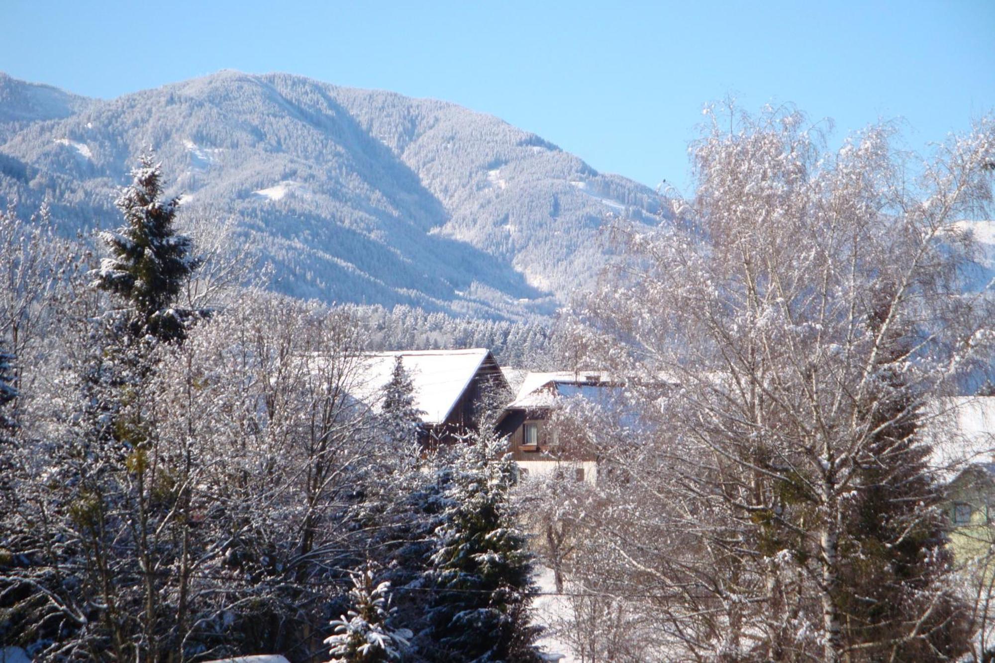 Gasthof Feichter Otel Finkenstein am Faaker See Dış mekan fotoğraf